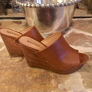 🍁👠Report beige leather platform women shoe